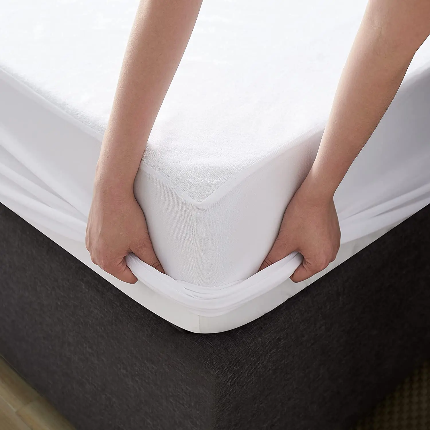 

California King Waterproof Mattress Protector Cotton Terry Fitted Mattress Pad Cover with Deep Pocket Soft Bed Mattress Cover