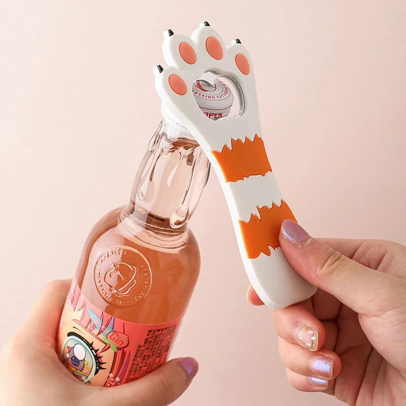 

Beer Bottle Opener Household Bottle Opener Magnet Refrigerator Decors Sticker Cute Cat Claw Creative Personality Bottle Opener, Picture shows