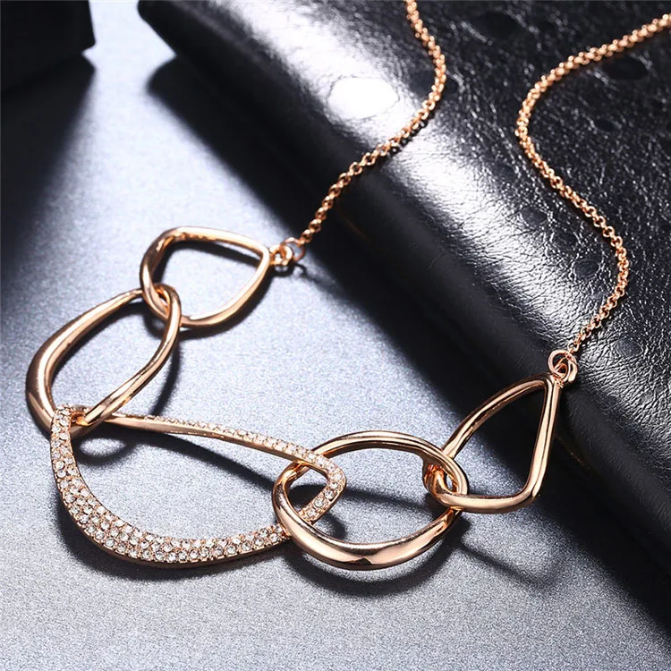 circle necklace (2).jpg