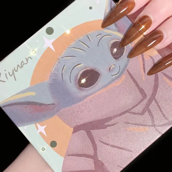 

XIYUAN make up palets yoda new makeup palettes 2021 wholsesale makwup with cute packaging alien 9 colors waterproof eye shadow
