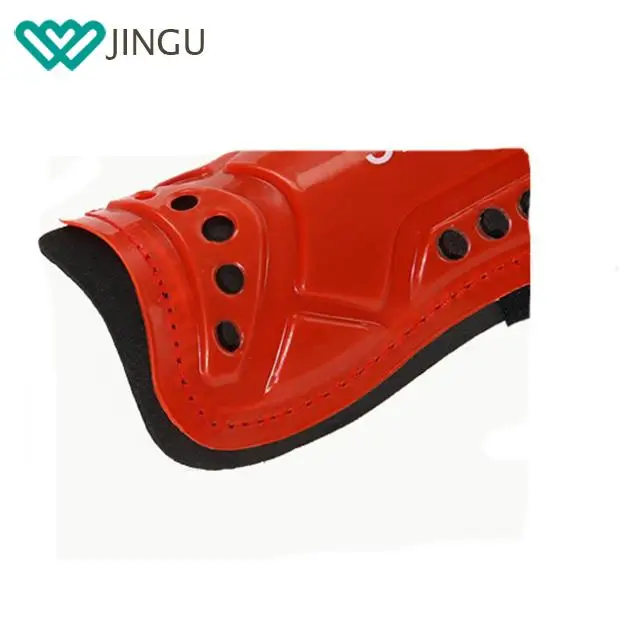 Shin guard 23.jpg