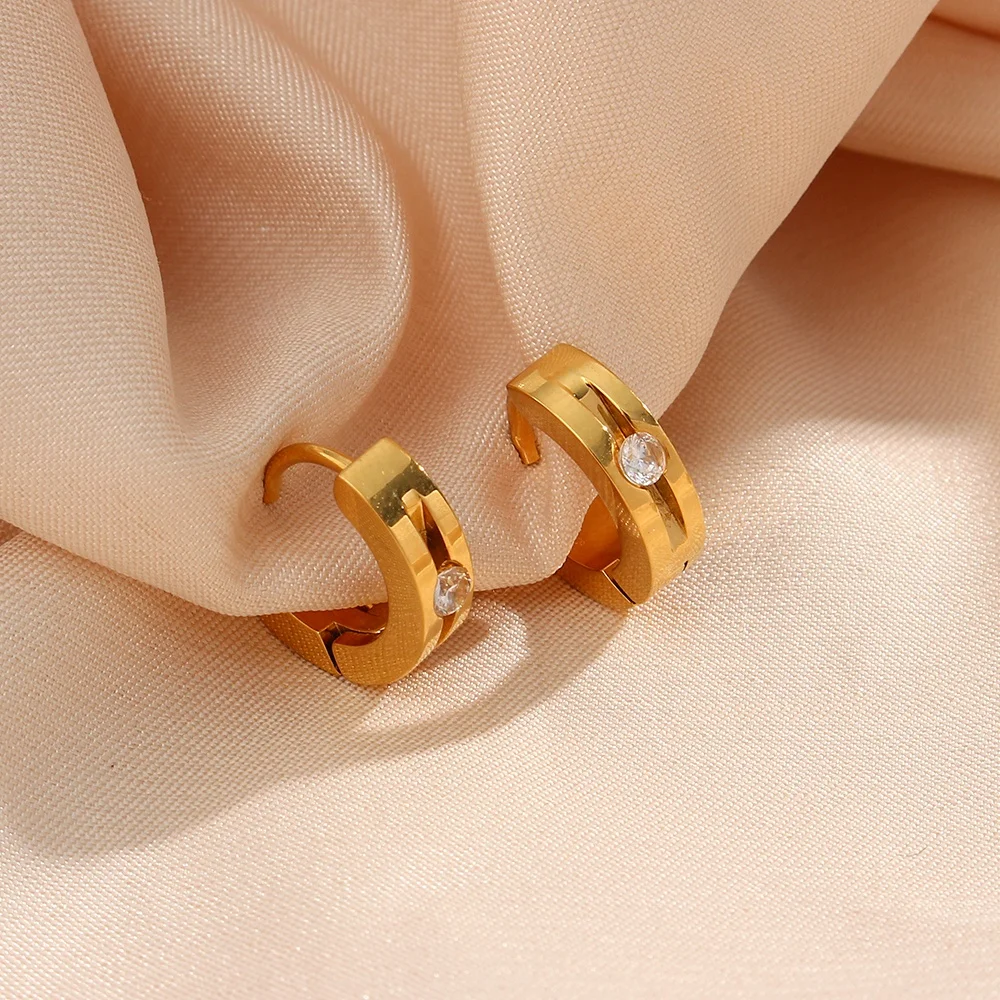 

Mini Anti-Allergic Stainless Steel Earrings Single Zircon Gold Plated Clip On Earrings Non Pierced