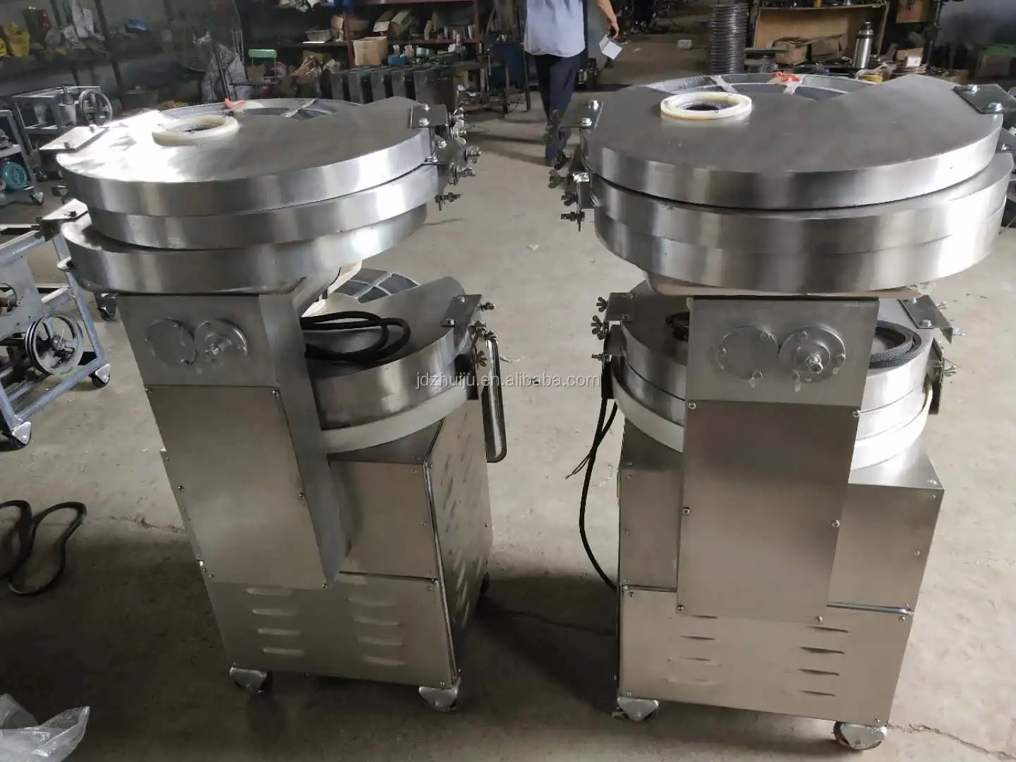 Commercial Kitchen Bakery Equipment Table Top Dough Divider Rounder