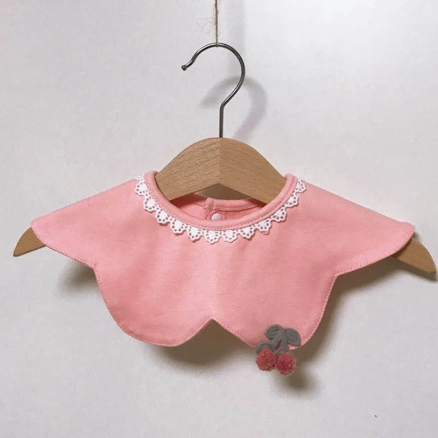 

Cotton waterproof bib Petal bib Soft cotton saliva towel