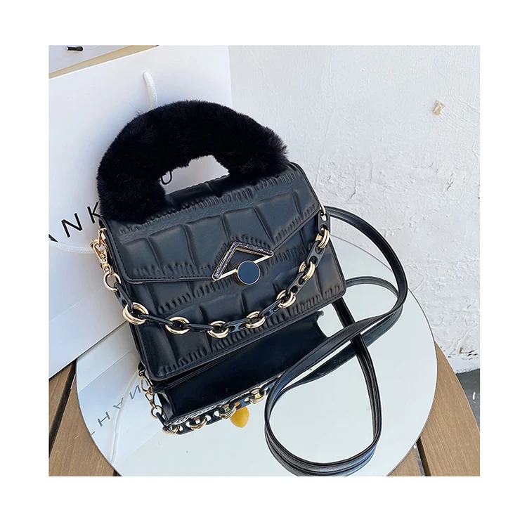 

Fluffy Fur Handle Designer Ladies Flap PU Shoulder Purses Acrylic Chains Women 2021 Fall Winter Hand Bags Clutch Handbags Bolsa