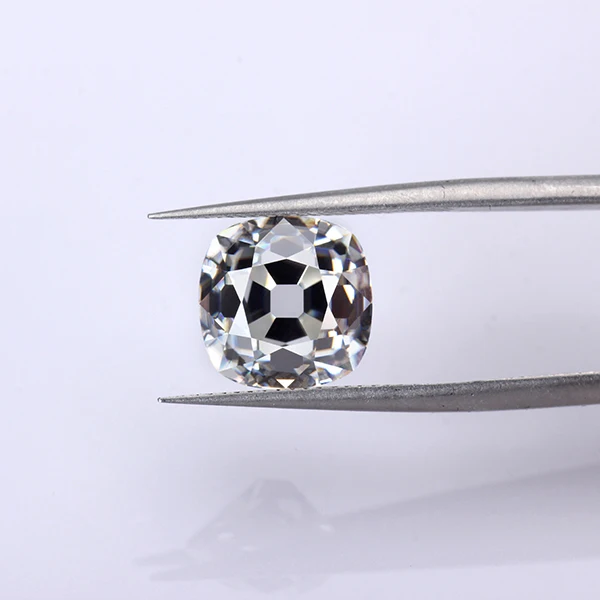 

Starsgem factory price wholesale elongated cushion OMC cut moissanite, White