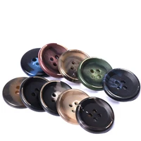 

Handmade art button 4 holes round buttons for clothes suit coat Commonly used button Factory wholesale in Guangzhou