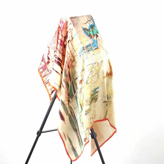 

Custom Brand Design Digital Printing Famous Brand Scarf 2021 New Trending Silk Scarf