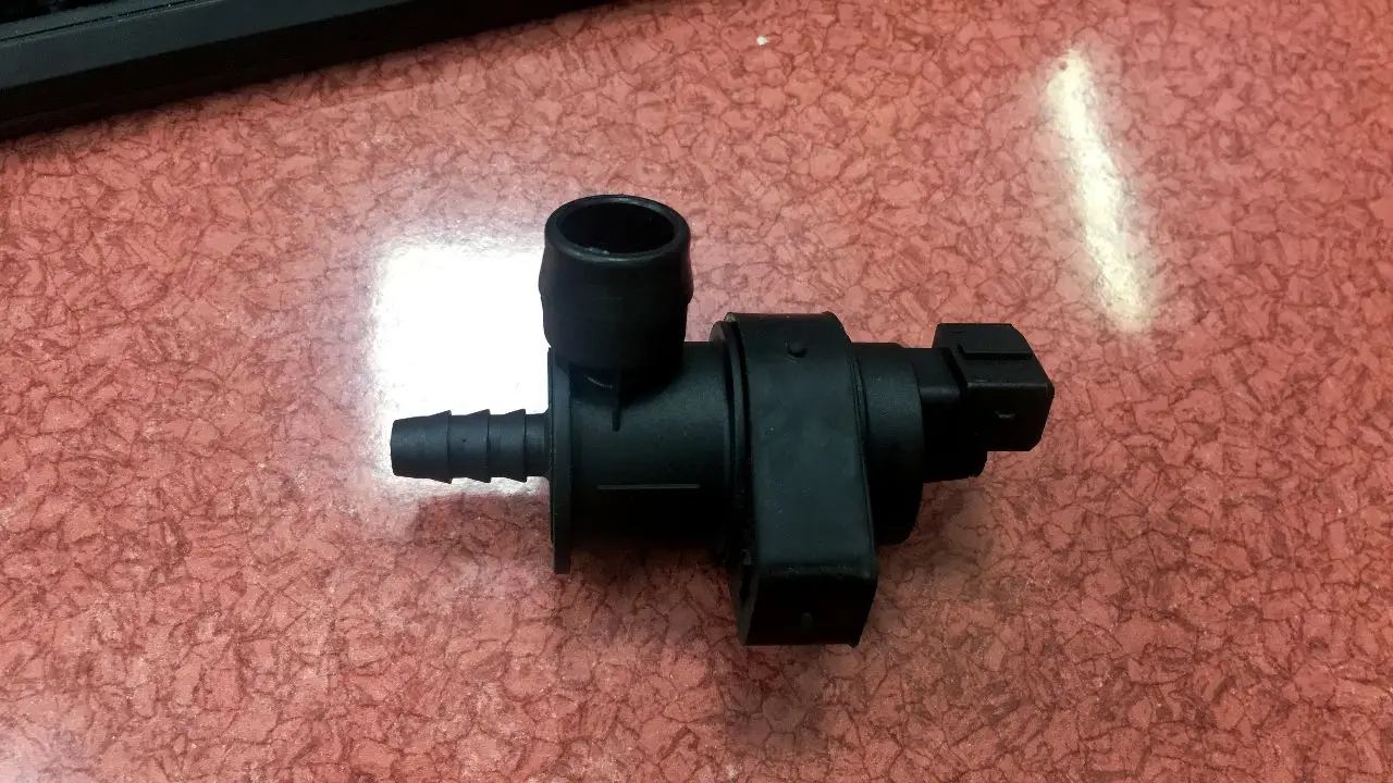 13105950 Canister Purge Solenoid Valve Egr For Chevrolet Cruze Volvo