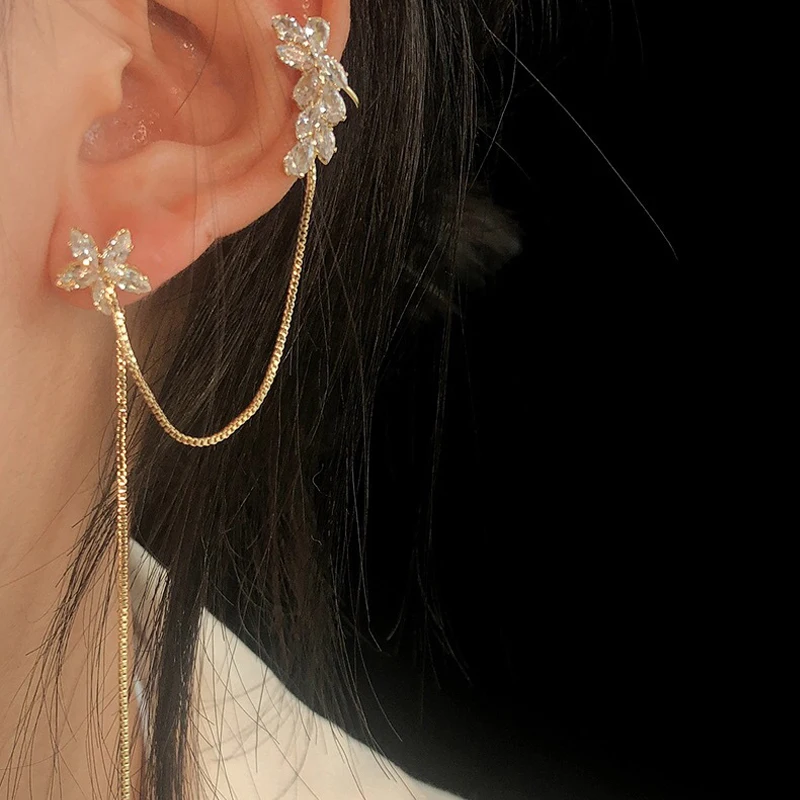 

New Simple Punk Female Gold 1 PC Zircon Geometric Flower Butterfly Huggie Piercing Earrings For Women, As shown