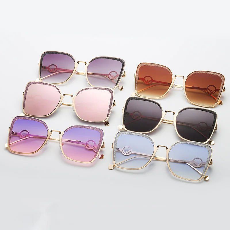 

New Oversized Square Sunglasses 2022 Fashion Square Frame Sunglasses Women Trendy Sunglasses Wholesale
