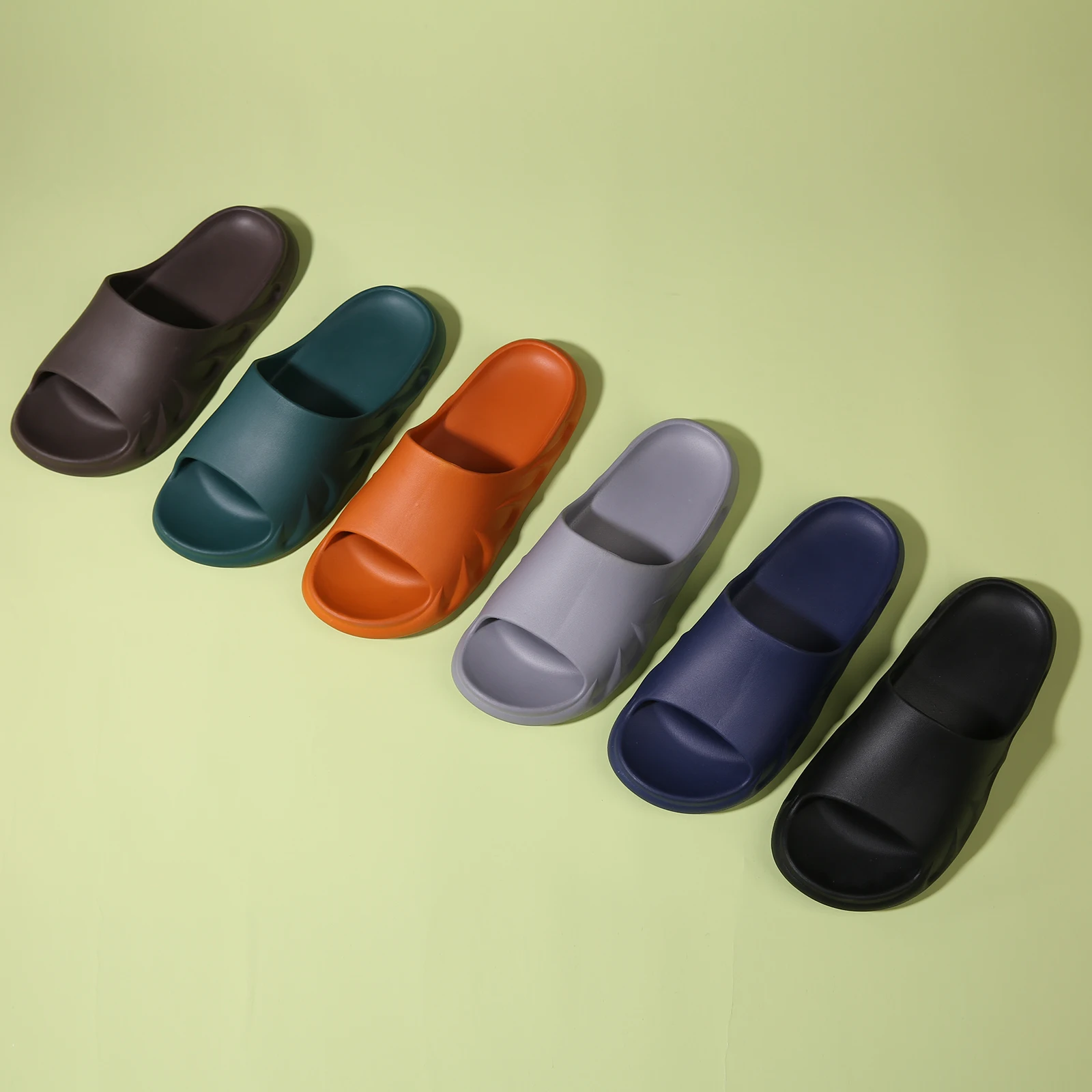 

OEM Hot Sellingmen's Slippers Trendy Men Streetwear Slides Men Sandals Slippers, Black brown orange