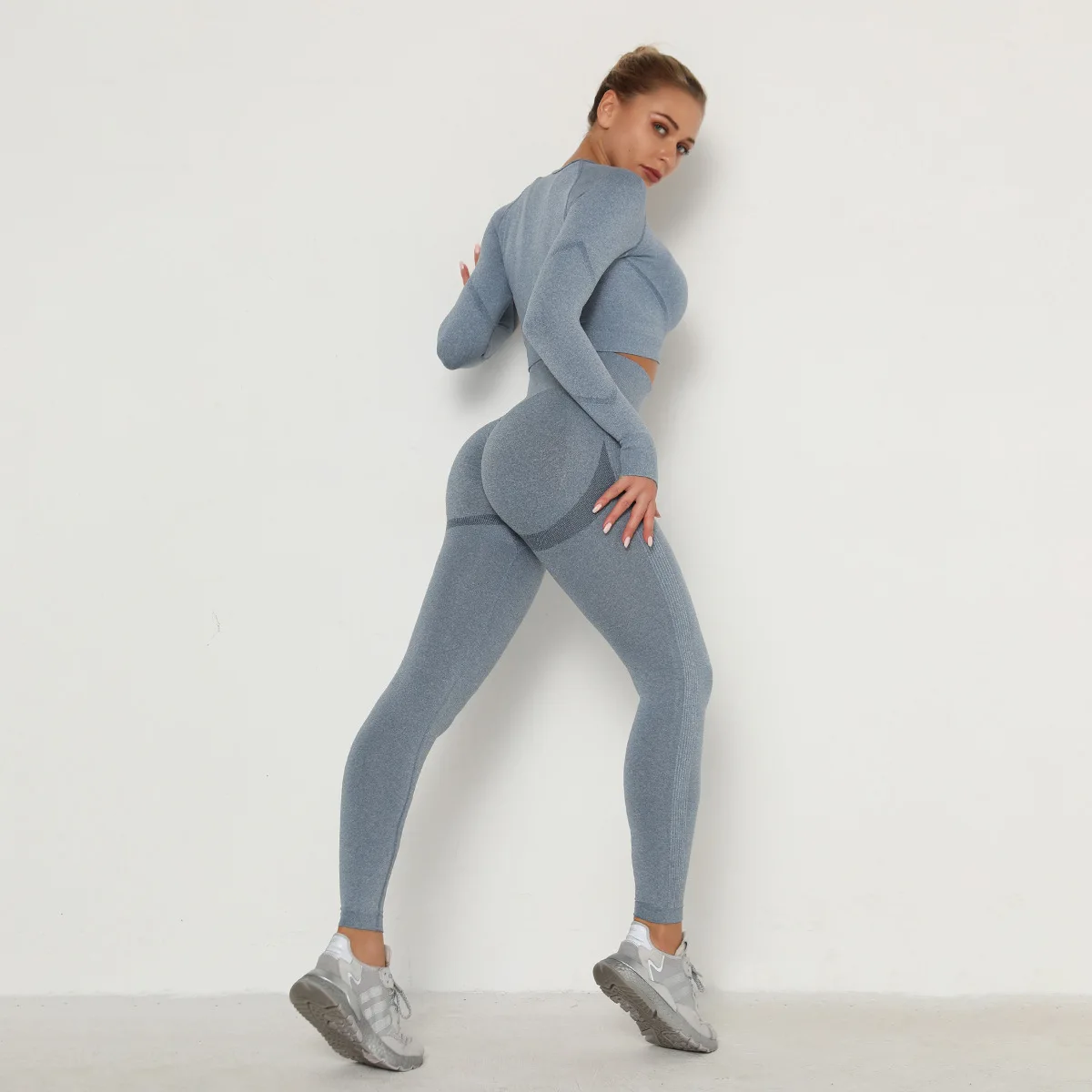 

Custom Seamless Sportswear Sexy Scrunch Butt Leggings Sets Long Sleeve Tight High Waist Yoga Sports Bra Biker Shorts Tracksuit