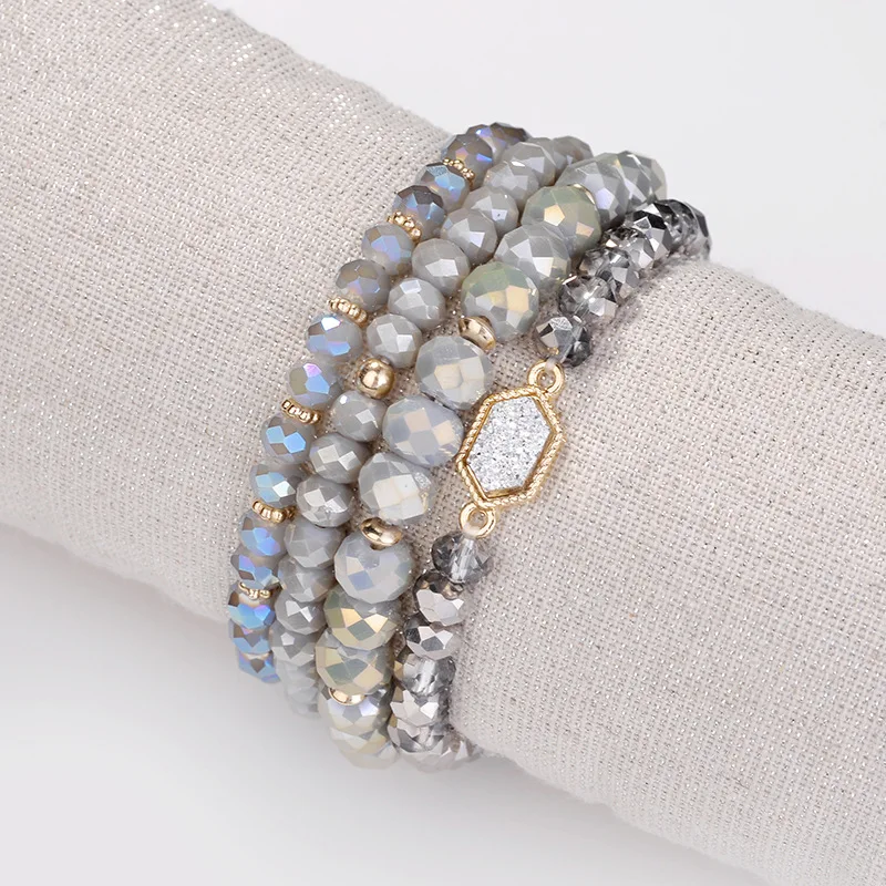 

Wholesale Europe and America New Fashion Natural Crystal Glass Beads Gemstone Beaded Bracelet Sets