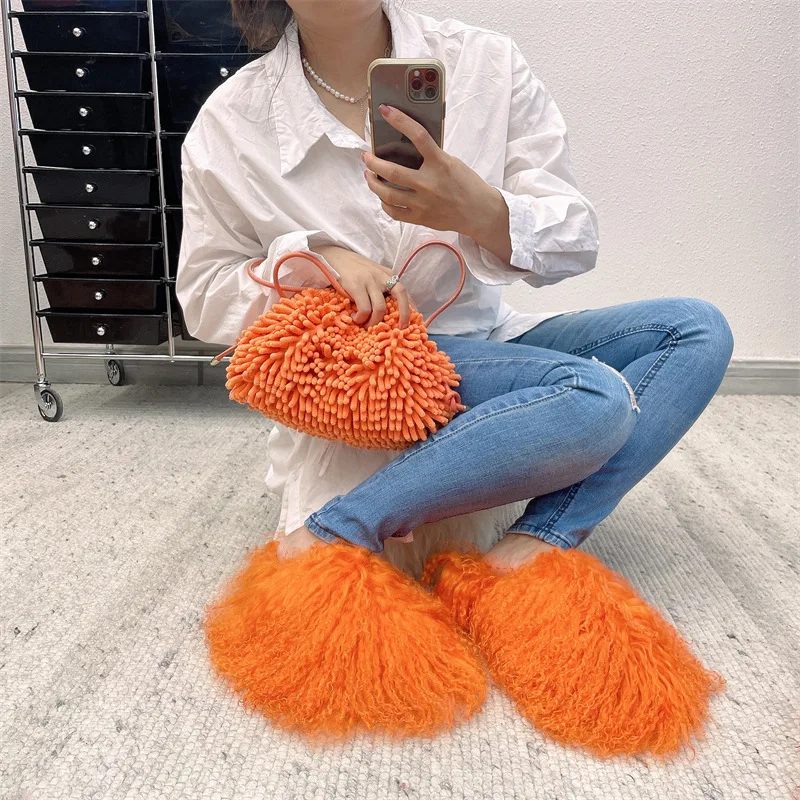 

BUSY GIRL New Design Flat Bottom Fluffy Fuzzy Shoes and Mop Handbag Set Long Wool Slide Women Mongolian Fur Slippers