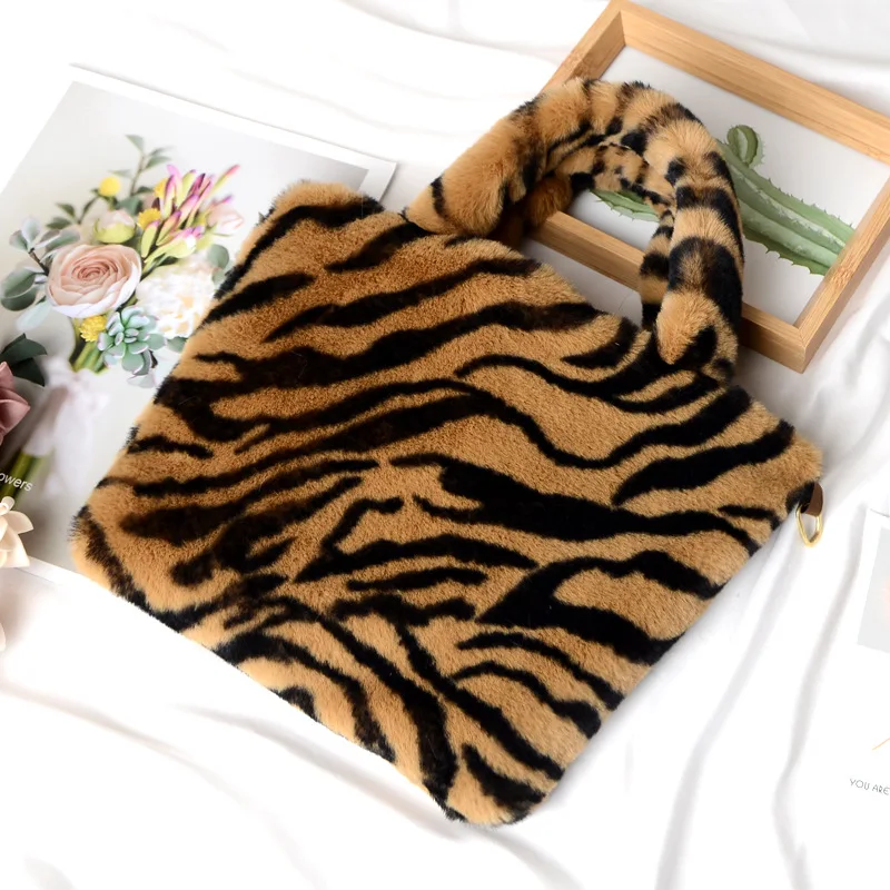 

High Quality Fashion Shoulder Tote Bag Leisure Fluffy bags faux fur purse