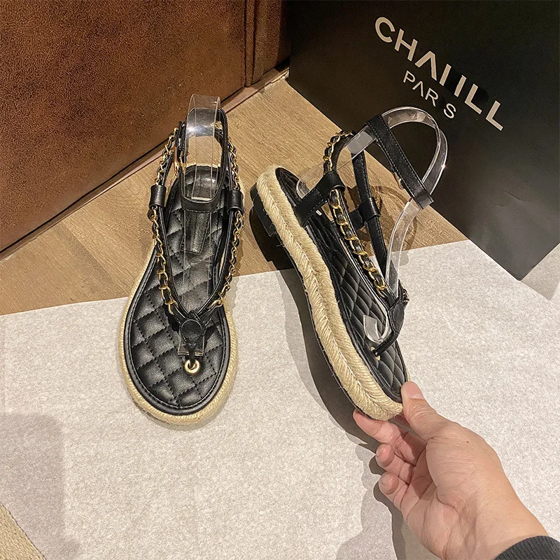 

2021 luxury CC New style Metal chain Women fashion slippers Slides outdoor flat flip flop Sandals shoes