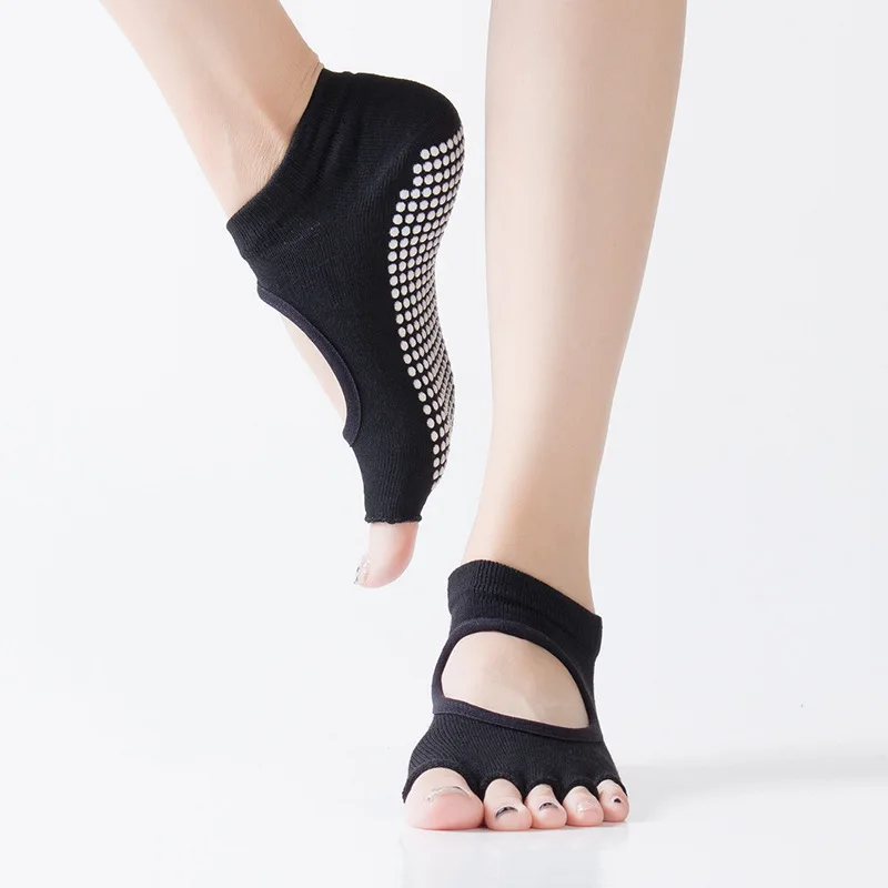 

2020 Hot Sale Black Cotton Yoga Socks Non Slip Custom Grip Socks Yoga Pilates Foe Women, Blue,grey,res,black,purple