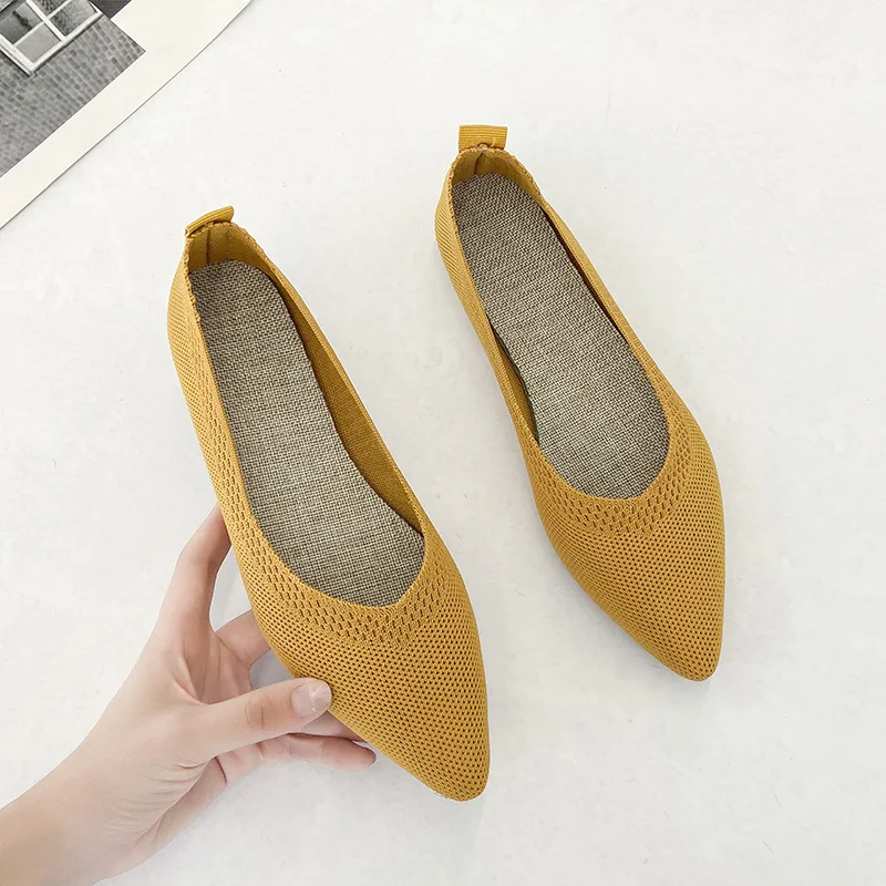

Knit breathable women's shoes Summer flats with soft soles Casual beanie shoes