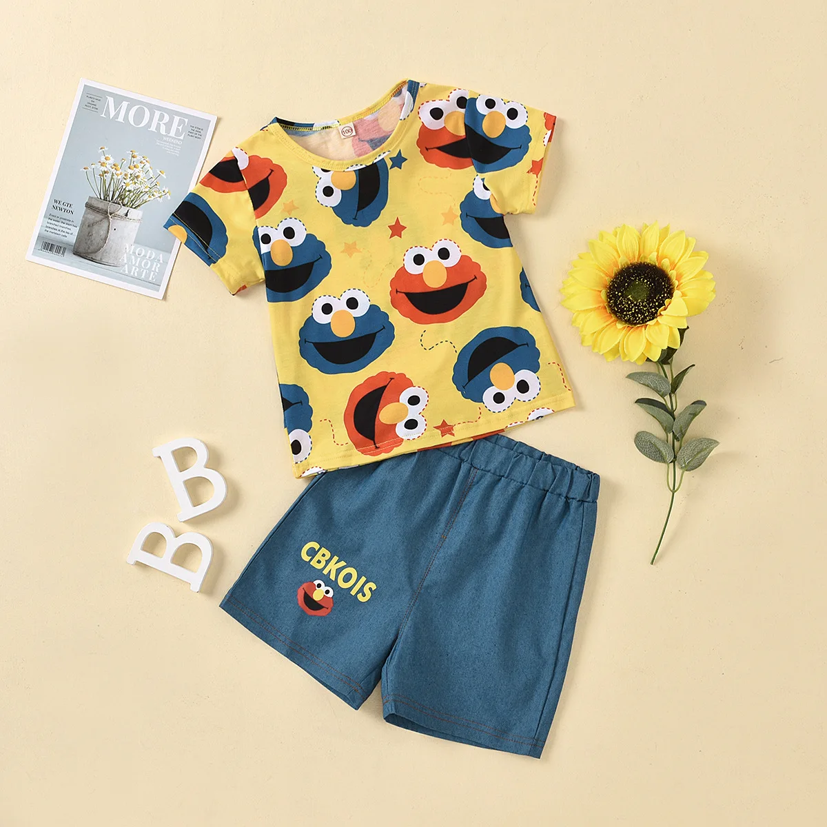 

Summer Kids Clothes Set Cartoon Print Short Sleeve Tops Shorts Suit
