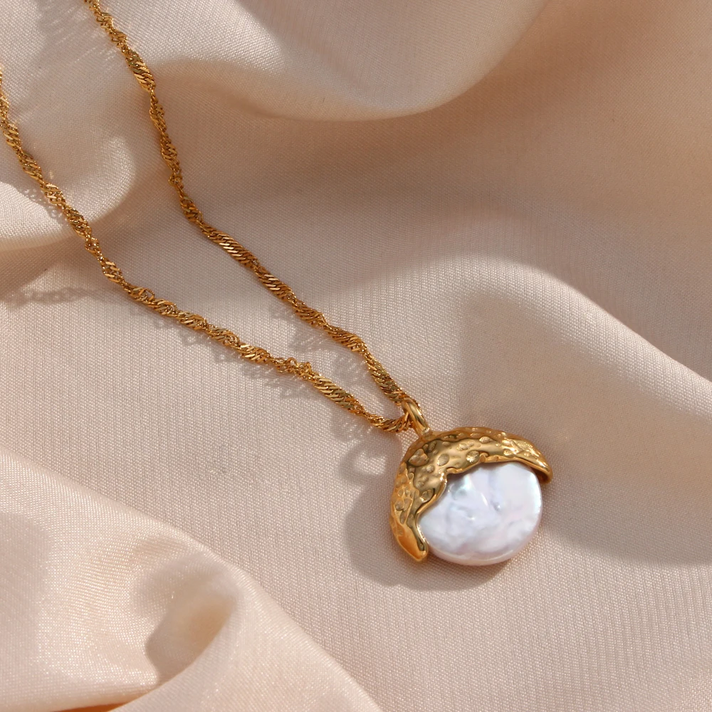 Wholesale Baroque Pearl Pendant Necklace Fashion Stainless Steel Necklace 18K Gold Plated Jewelry