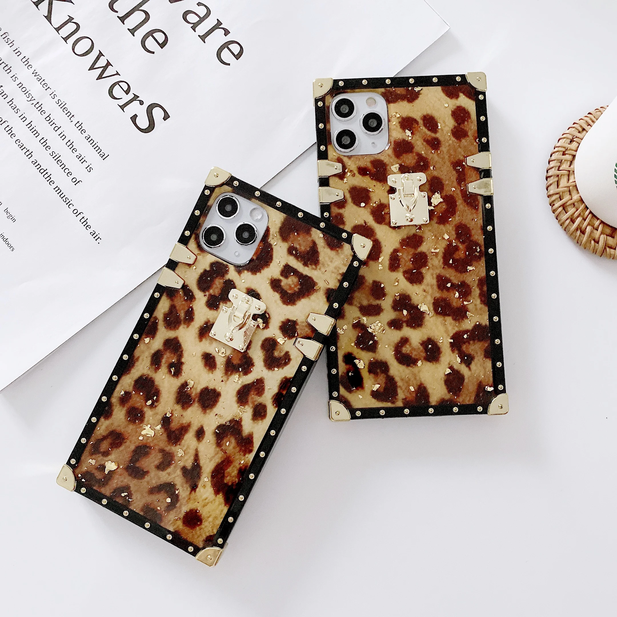 

Luxury leopard print design custom case phone for iphone se 2020 shockproof case square iphone cover