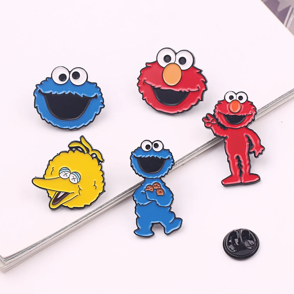

Cartoon Sesame Street Brooches Enamel Pins Elmo Cookie Monster Brooch Pin Breastpin Brotheroch Unisex Cute Gift, As picture show