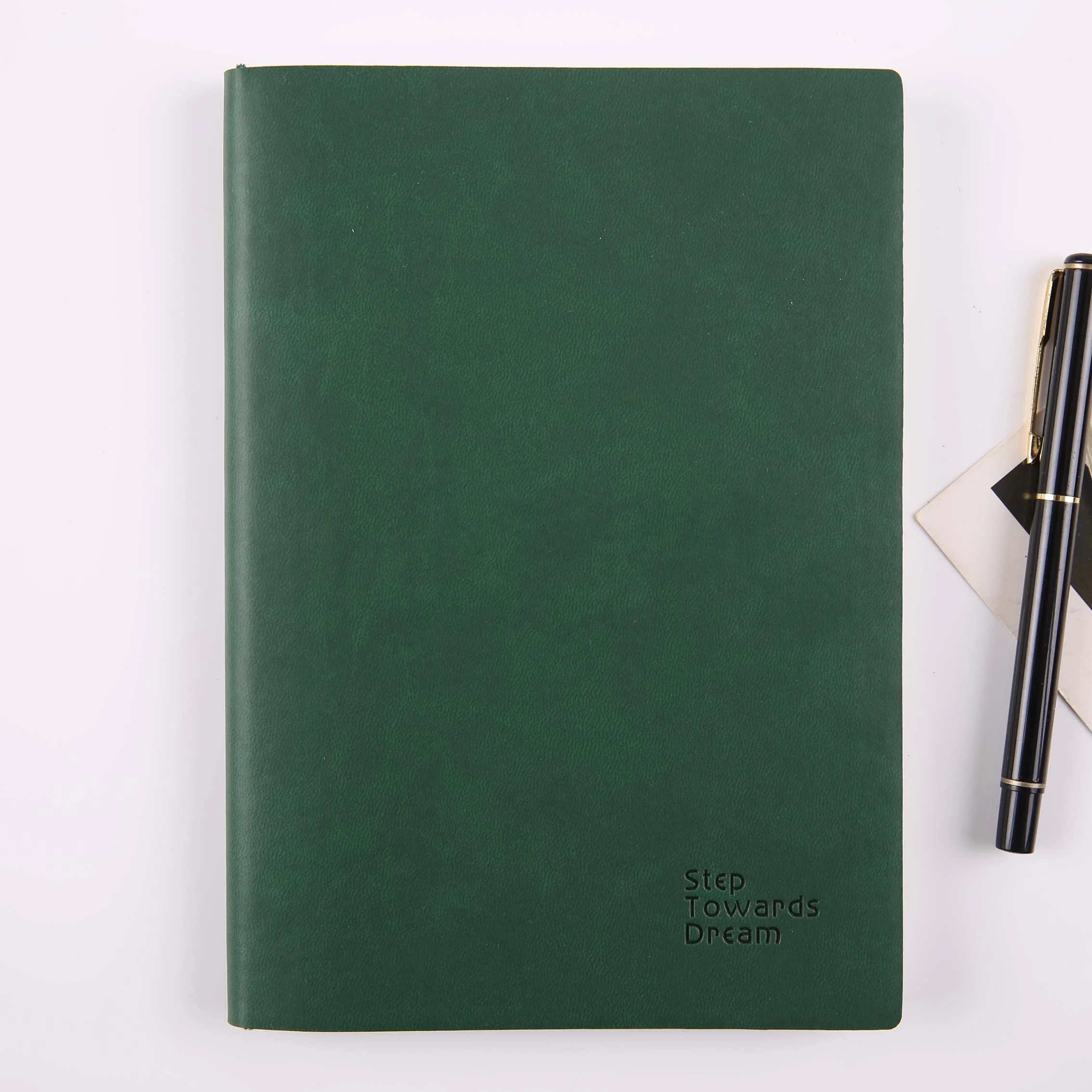 Green Christmas Hardcover A5 Planners and Notebooks Custom Agenda 2022 Diaries PU Leather Journal with Elastic Band Custom Logo