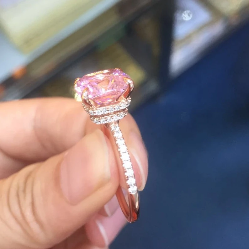 

Top jewelry design 925 sterling silver dazzling purple zircon engagement ring, White;pink