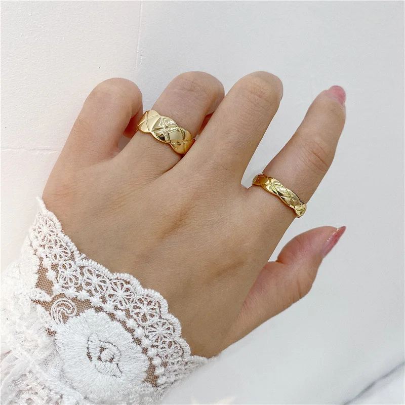 

New Design European Minimalist Real 14K Gold Plated Rhombus Finger Adjustable Textured Open Rings