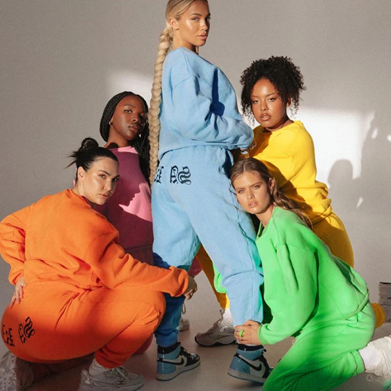 

Custom Design Logo Women Tracksuits Light Color Tracksuits Joggers Sweatsuit Set