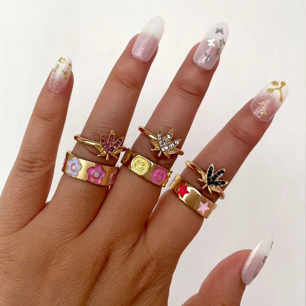 

Hot Sale Gold Color Jewelry Set Trendy Bling Crystal Maple Leaf Diamond Ring Smiley Face Enamel Rings For Women Girls, Mixed color