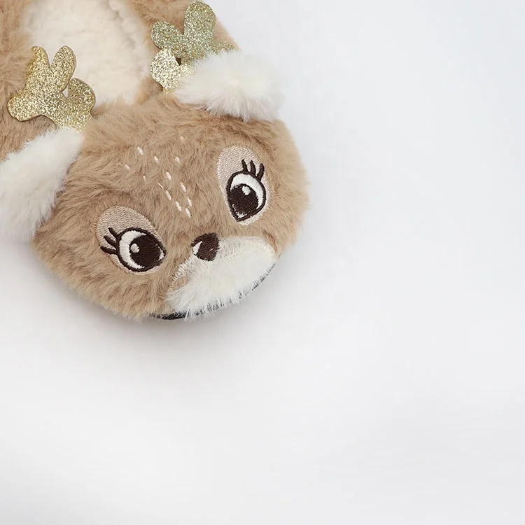 

Best plush material made stuffed animal indoor fluffy slippers plush wholesale, Customized color