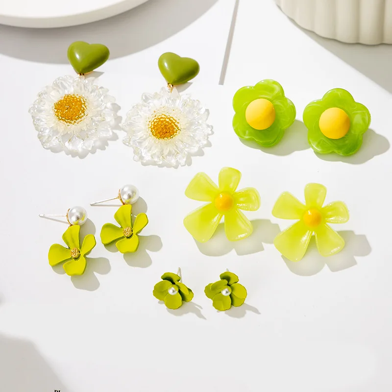 

Avocado Earrings Fashion Fresh and Cute Summer Earrings Earrings, Picture shows