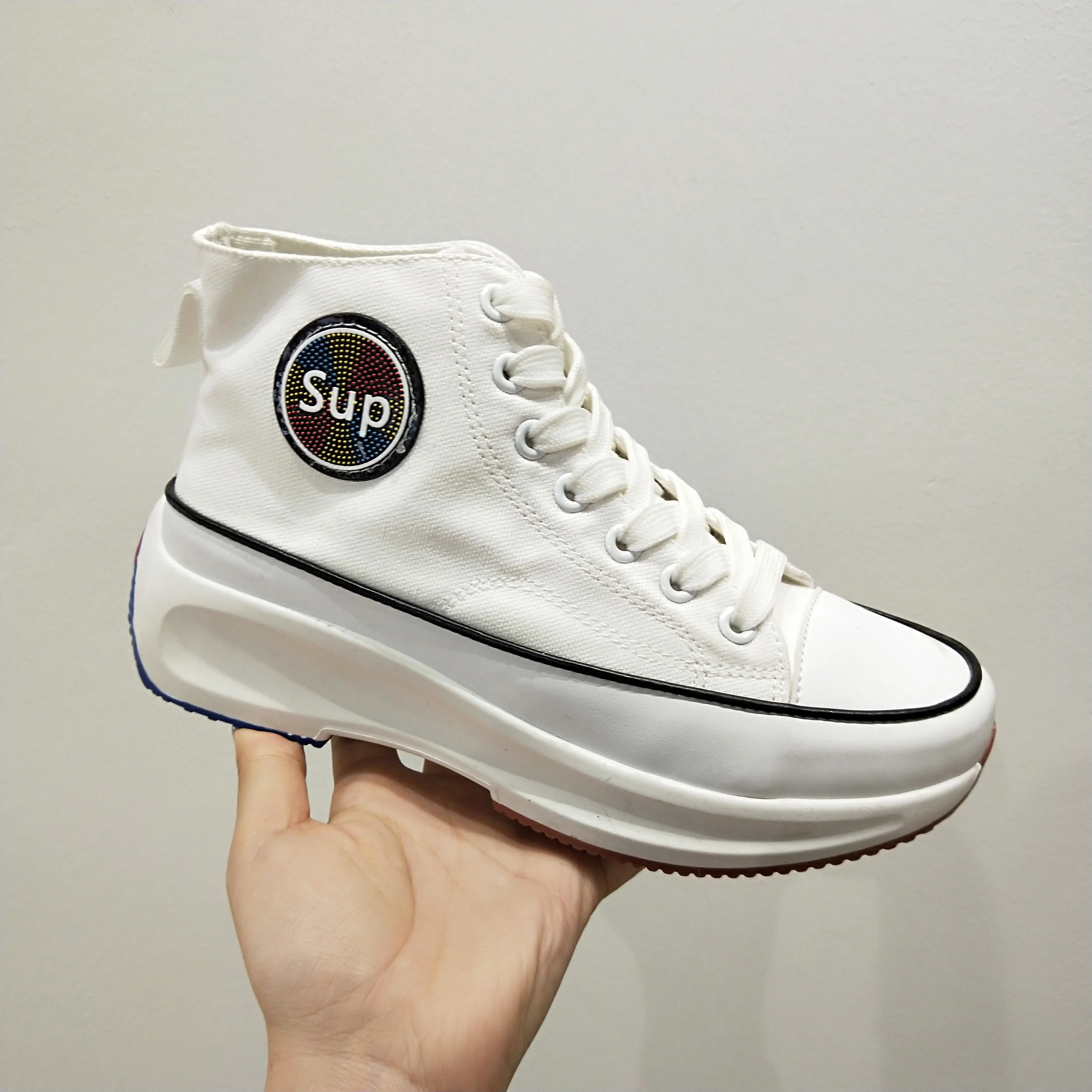 mid top canvas shoes