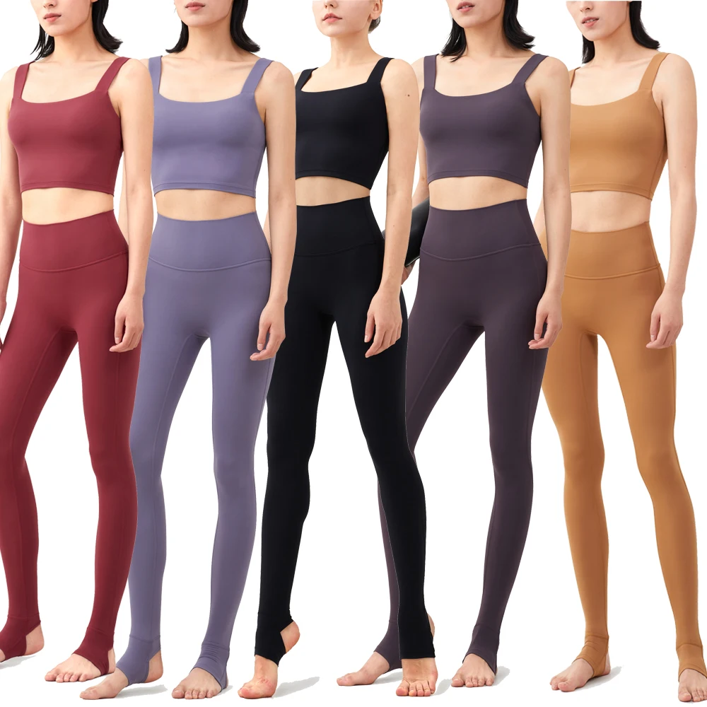 

Low MOQ Wholesale Women New Step Foot Workout Sports Sets Wide Straps Tank Top Active Wear Yoga Sets, Picture shown