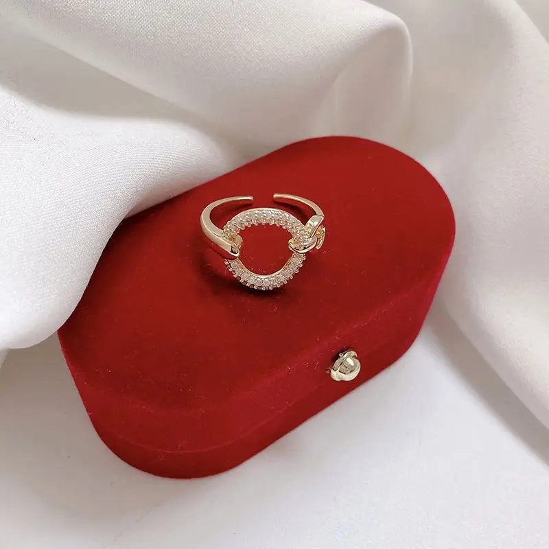 

Rings Reisin 925 Set Svg Key Man Ear Big Men Novelty Painted Fingure Cushion Dangle Engine Ring, Silver gold
