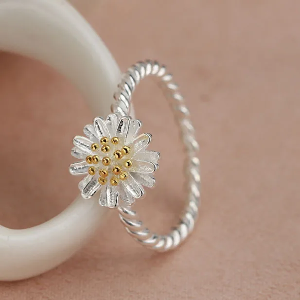 

2021 New Sterling Silver Daisy Flower Adjustable Wedding Rings Women's Simple Flower Ring, As the picture