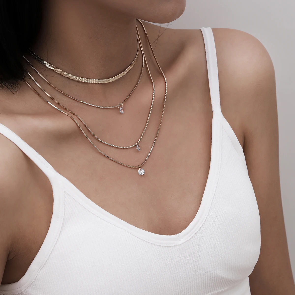 

SHIXIN Luxury 4 Layer Necklace Women Gold Color Herringbone Chain Choker Necklace Crystal Zircon Pendant Necklace Women Jewelry