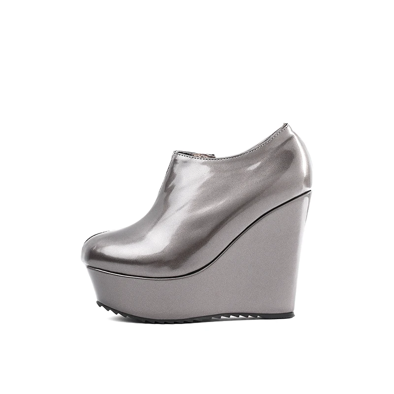 

Winter Round head waterproof platform Bright Leather fashion Ladies'wedges boots