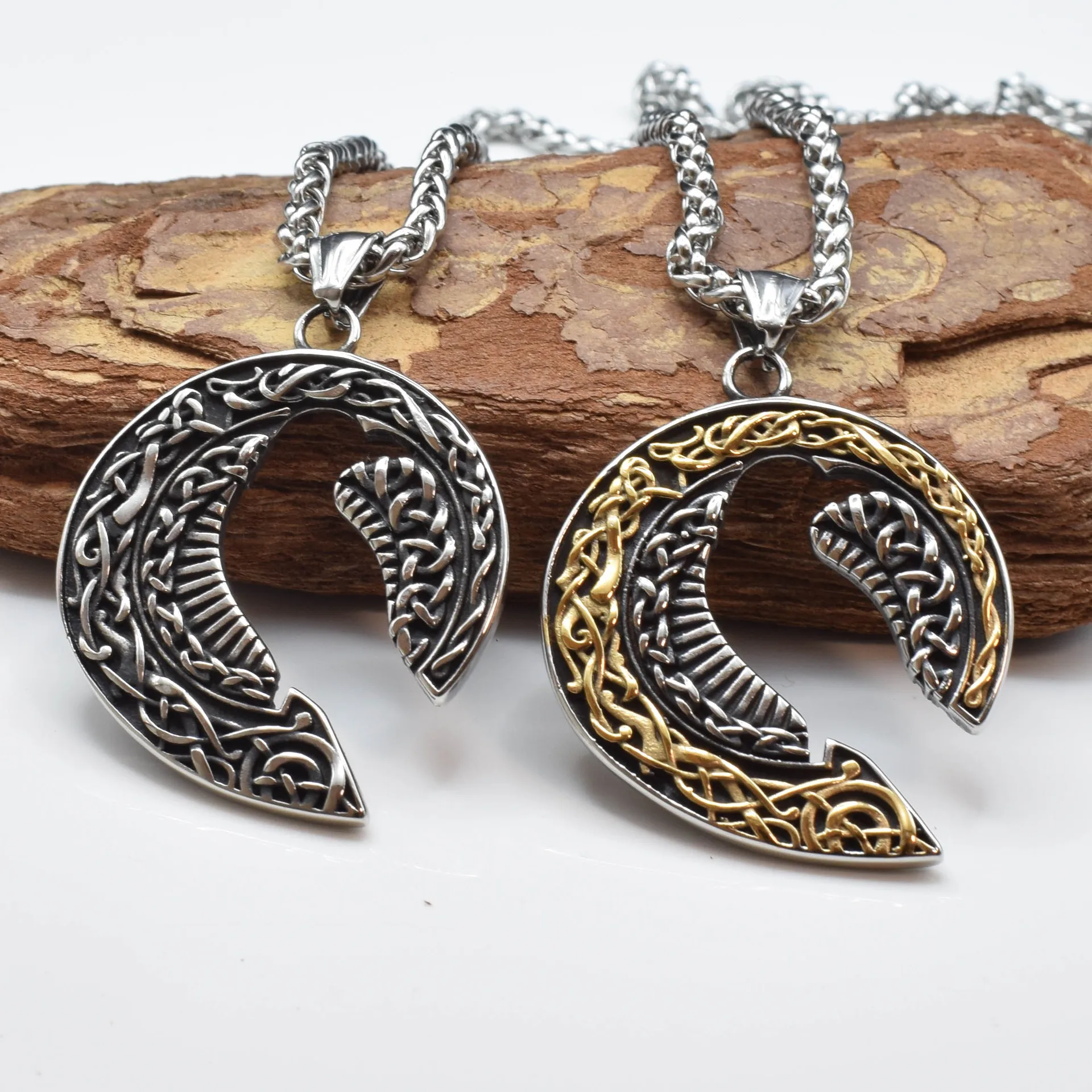 

Wholesale Custom Fashion Stainless Steel Viking Celtic Knot Fish Pendant Necklace For Men