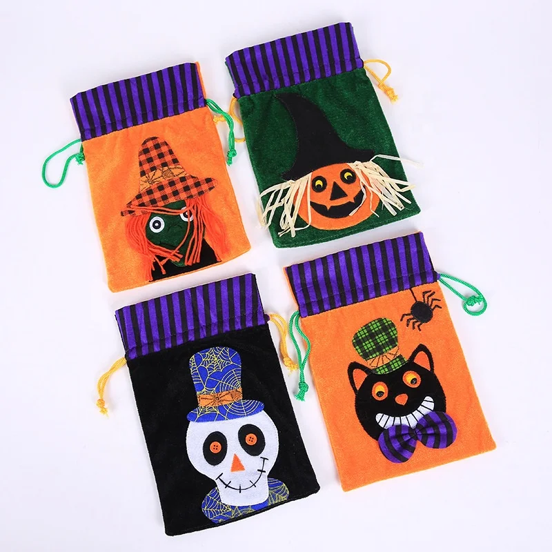 

Wholesalers 2021 Fancy Witches Pattern Halloween Party Trick or Treat Handbags Kids Candy Bag Set Halloween Drawstring Bags