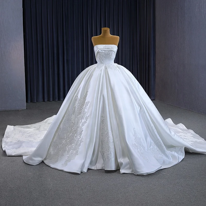 

Jancember 231118 Vintage Soft Satin Sleeveless Wedding Ball Gown Dresses With Long Train