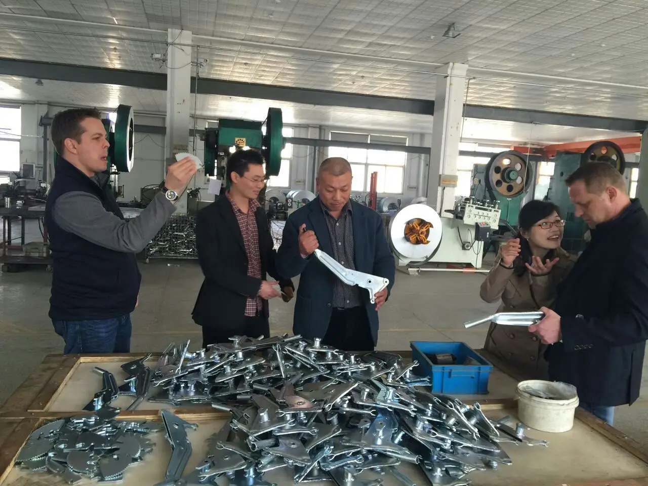 
Experiences manufacture metal machining Motor Shaft instrument part 