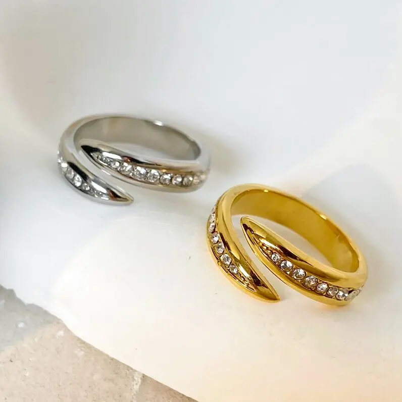 Advanced Design 18k Pvd Gold Plated Stainless Steel Polished Minimalist Polished Zircon Open Ring Colorless Handicrafts