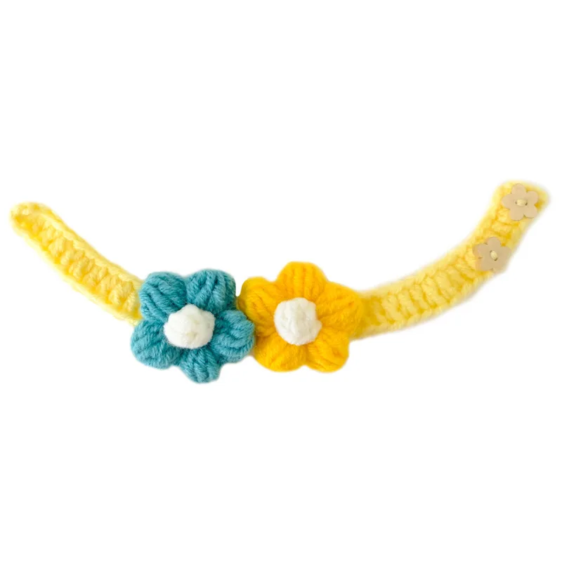 

Hand-knitted woolen pet color small flower crochet collar cat bib dog bib British short Shiba Inu dog cat accessories