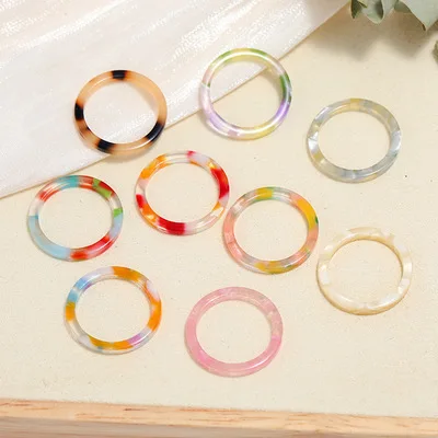 

New Arrivals Hot Selling Design Plain Good Quality Fashion Personality Vintage Colorful Simple Resin Finger Rings