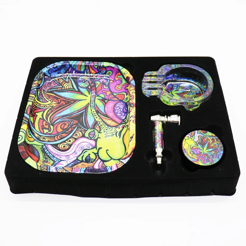 

Fast Shipping Smoking Accessories Weed Tray Gift Set 4 in 1 set Smoke Ashtray Tobacco Herb Grinder Weed Rolling Tray Set