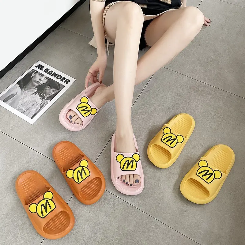 

New Design Wholesale Women's Cartoon Slides Woman Bedroom slippers Beach EVA slides for girls, 3 colors