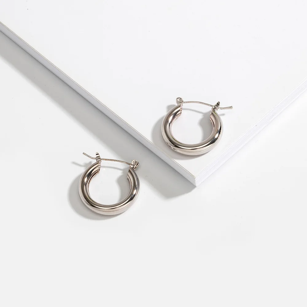 

Fashionable Simple Various Size Gold Silver Plated Circle Hoop Earrings For Women Gifts